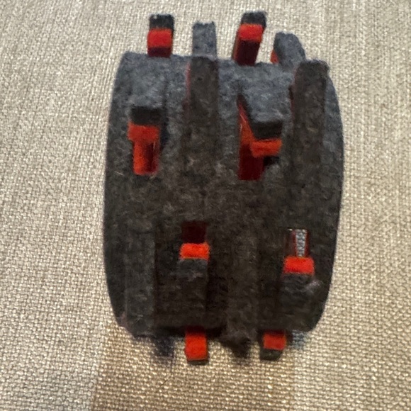 Stylish Red and Gray Felt Bracelet - Picture 2 of 4